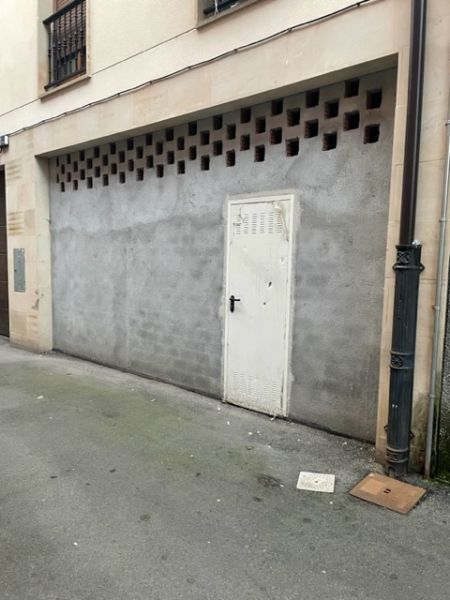 media/acfgallery/content/63/19/ZURBANO_TRASERA.jpg